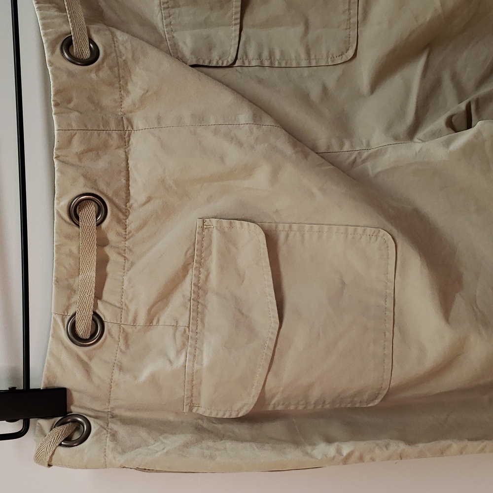 J CREW size 8-10???? Khaki pants. A 24 - Picture 4 of 8
